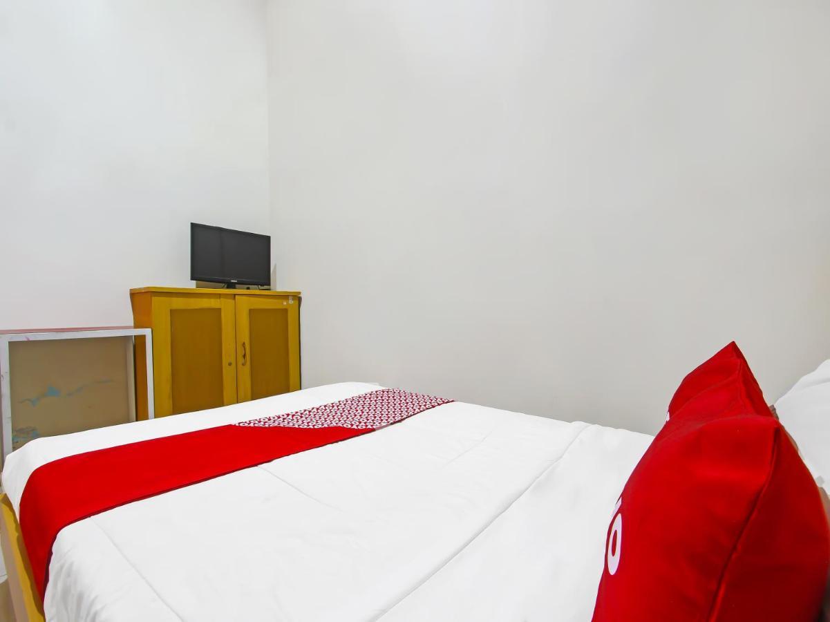 Oyo 3060 Al Fatih Guest House Syariah Tegal Kültér fotó